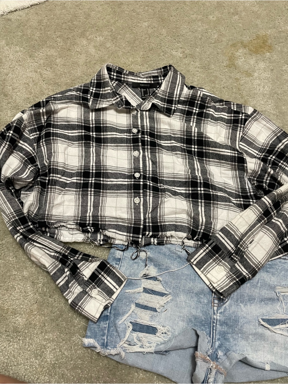Forever 21 Black and White Cropped Plaid Button Up Shirt